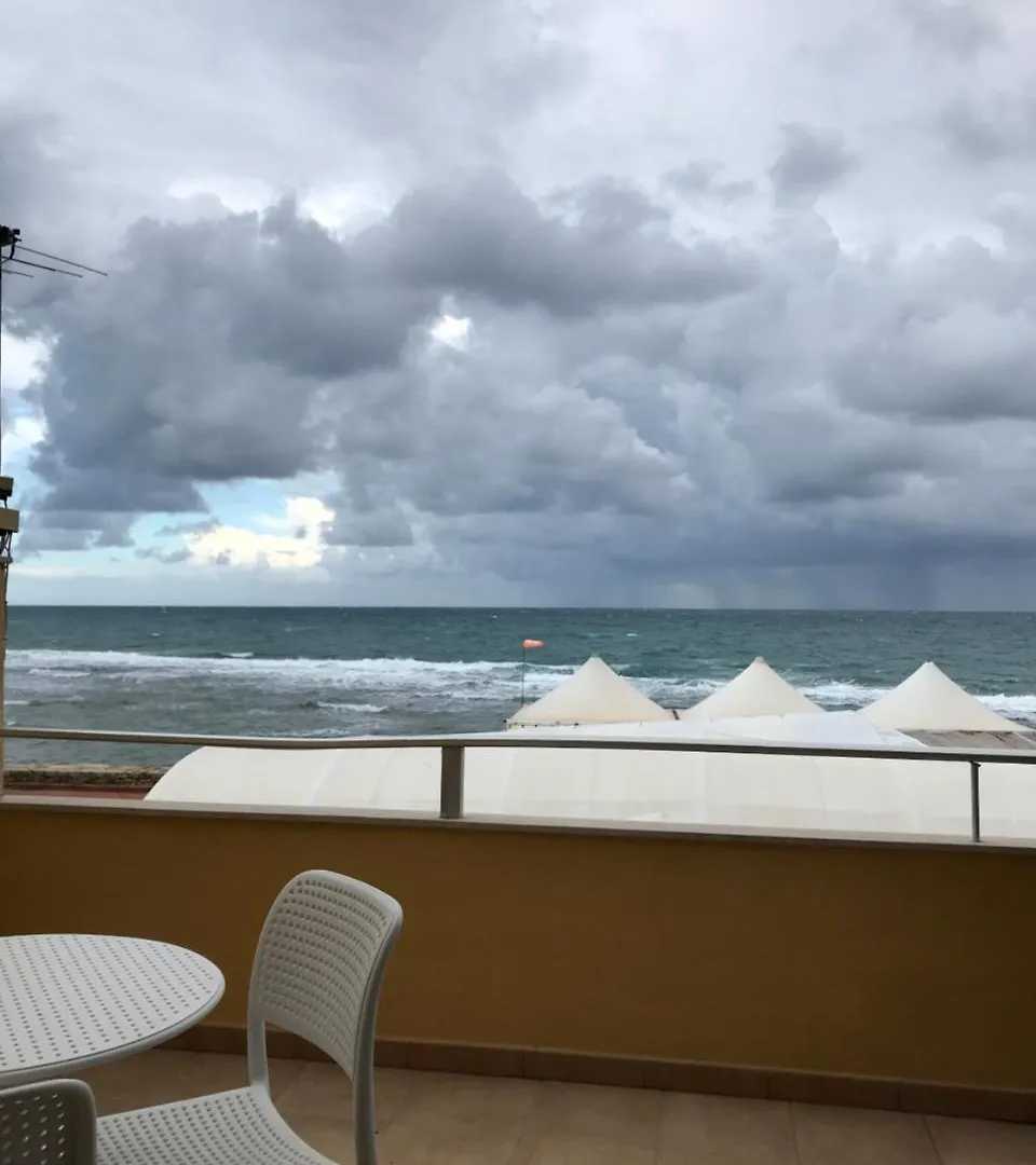 La Conchiglietta Hotel Marzamemi 0*,  Italy